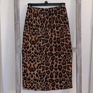 Zadie B’s Leopard Pencil Skirt Size Medium